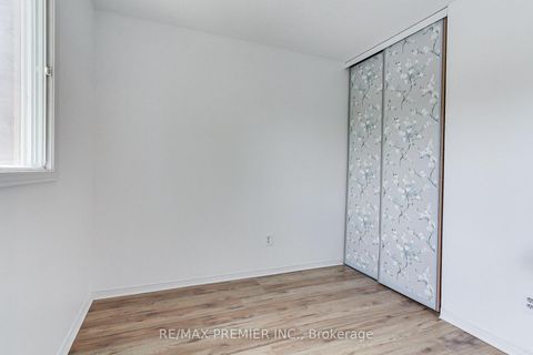 Photo 28 at 90 Covent Crescent, Aurora Highlands, Aurora Photo 28 at 90 Covent Crescent, Aurora Highlands, Aurora