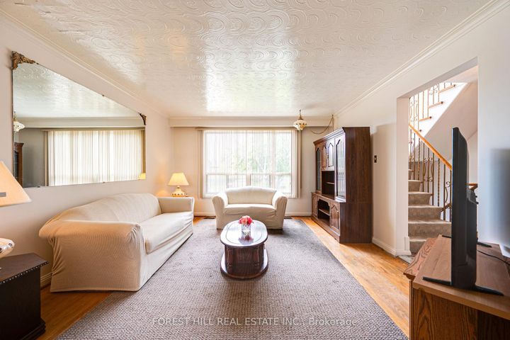 Photo 2 at 73 Talent Crescent, Humbermede, Toronto