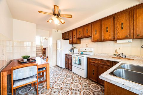 Photo 4 at 73 Talent Crescent, Humbermede, Toronto