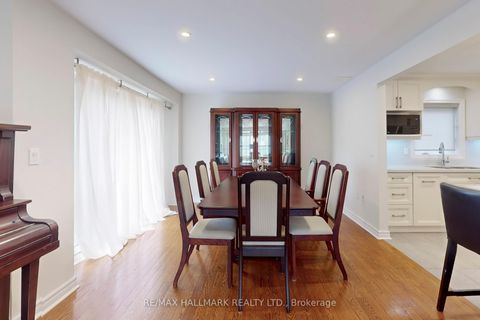 Photo 13 at 2 Butterfield Drive, Donalda, Toronto