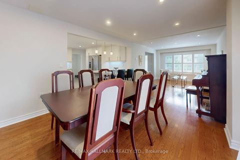 Photo 14 at 2 Butterfield Drive, Donalda, Toronto