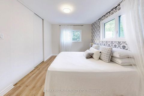 Photo 31 at 2 Butterfield Drive, Donalda, Toronto