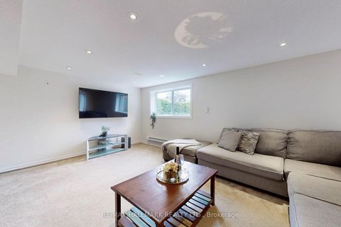Photo 36 at 2 Butterfield Drive, Donalda, Toronto