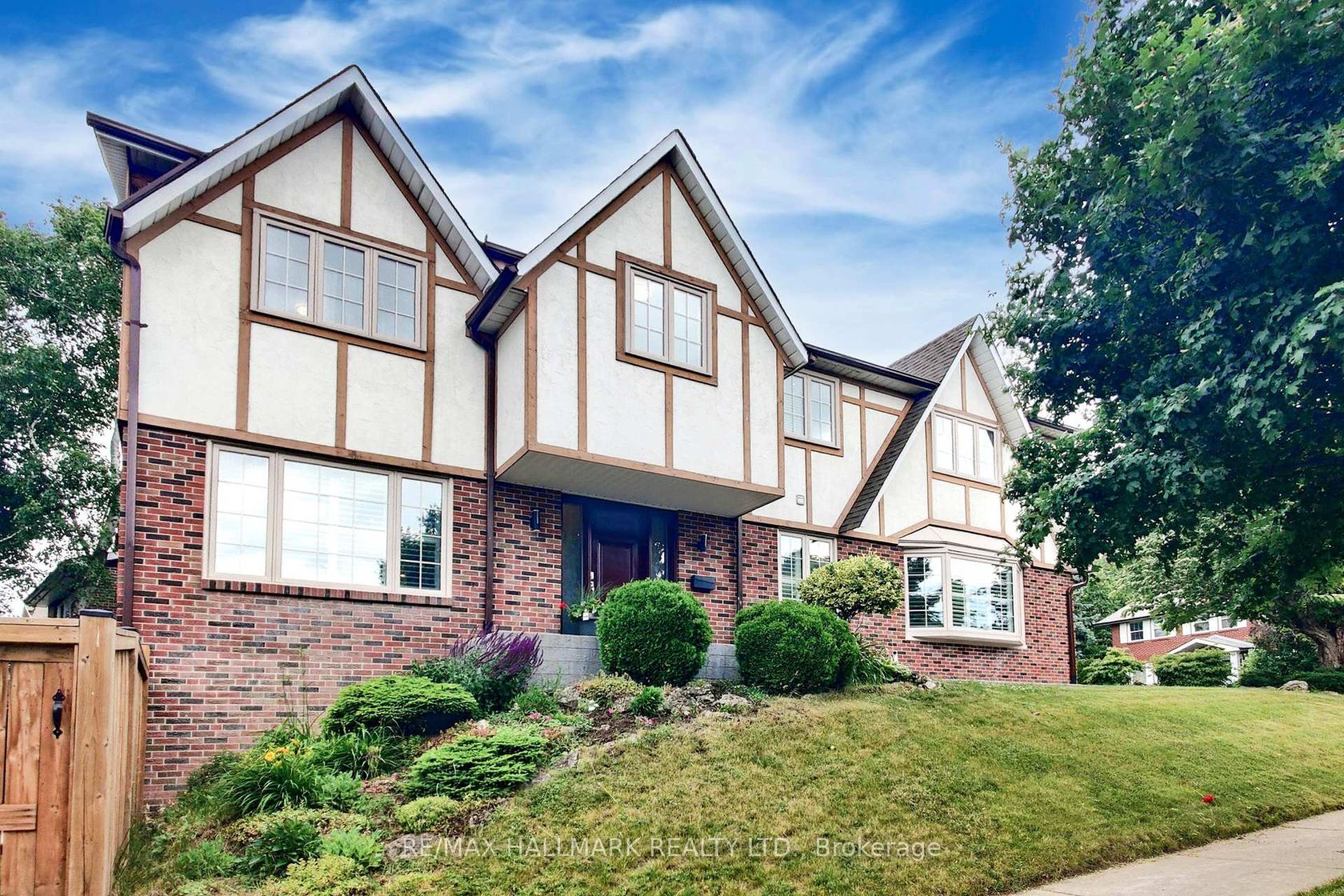 2 Butterfield Drive, Donalda, Toronto by Loree Meneguzzi Real Estate 2 Butterfield Drive, Donalda, Toronto