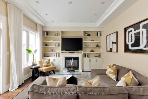 Photo 3 at 8 Rutherglen Road, Leaside, Toronto