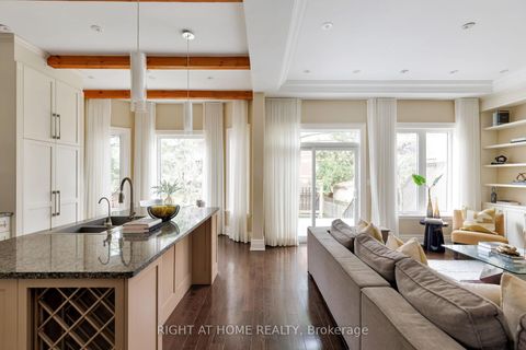 Photo 8 at 8 Rutherglen Road, Leaside, Toronto