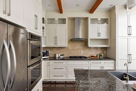 Photo 21 at 8 Rutherglen Road, Leaside, Toronto