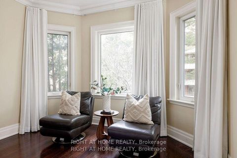 Photo 28 at 8 Rutherglen Road, Leaside, Toronto