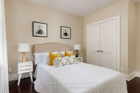 Photo 32 at 8 Rutherglen Road, Leaside, Toronto