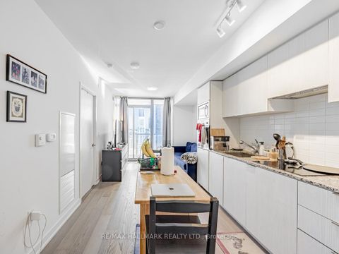 Photo 5 at 3909 - 11 Wellesley Street W, Bay Street Corridor, Toronto