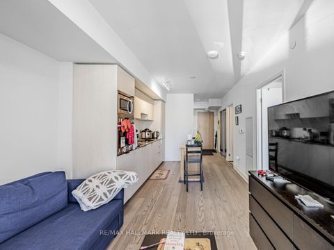 Photo 11 at 3909 - 11 Wellesley Street W, Bay Street Corridor, Toronto