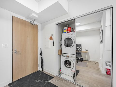 Photo 20 at 3909 - 11 Wellesley Street W, Bay Street Corridor, Toronto