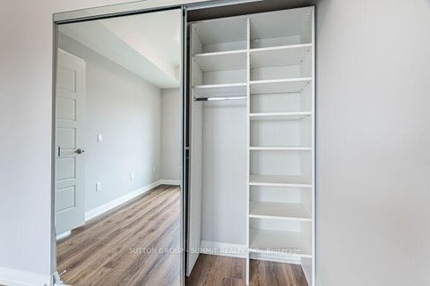 Photo 27 at 809 - 3006 William Cutmore Boulevard, JM Joshua Meadows, Oakville