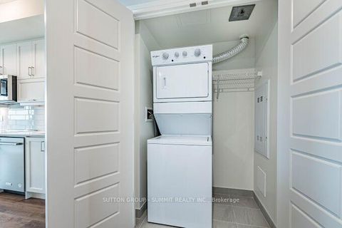 Photo 32 at 809 - 3006 William Cutmore Boulevard, JM Joshua Meadows, Oakville