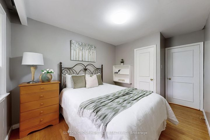 Photo 16 at 17 Brenham Crescent, Newtonbrook East, Toronto
