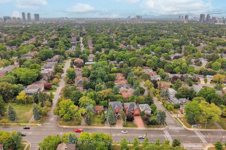 Photo 44 at 17 Brenham Crescent, Newtonbrook East, Toronto