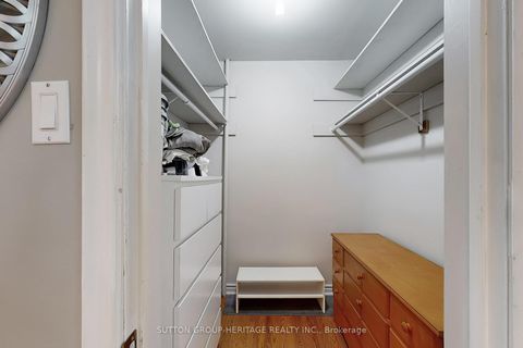 Photo 13 at 17 Brenham Crescent, Newtonbrook East, Toronto