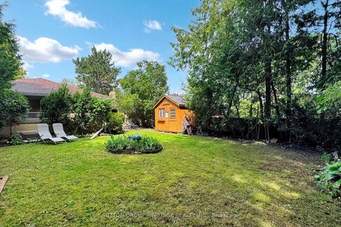 Photo 35 at 17 Brenham Crescent, Newtonbrook East, Toronto