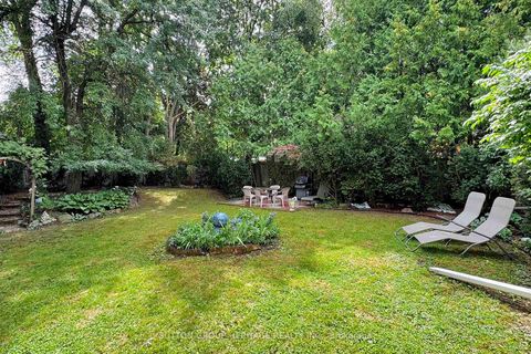 Photo 36 at 17 Brenham Crescent, Newtonbrook East, Toronto