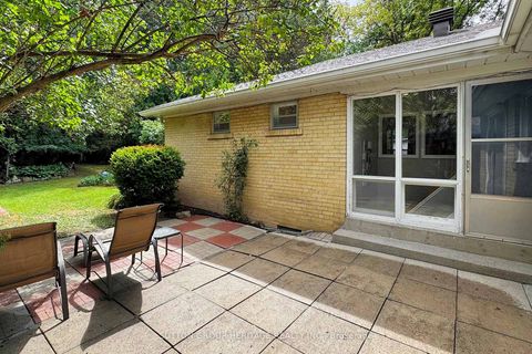 Photo 37 at 17 Brenham Crescent, Newtonbrook East, Toronto