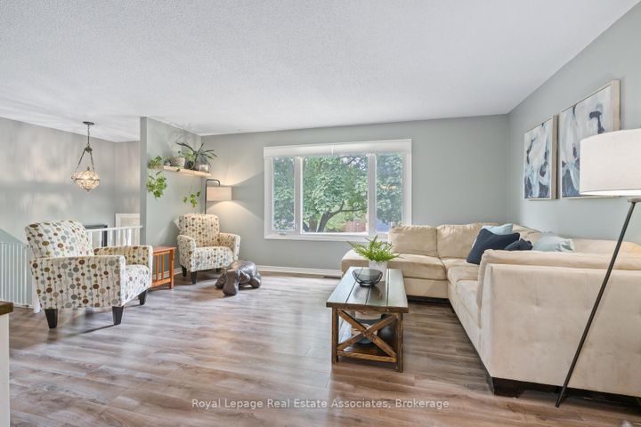 Photo 7 at 28 Adams Court, AC Acton, Halton Hills