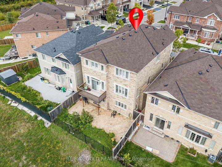 Photo 44 at 62 Masken Circle, Northwest Brampton, Brampton