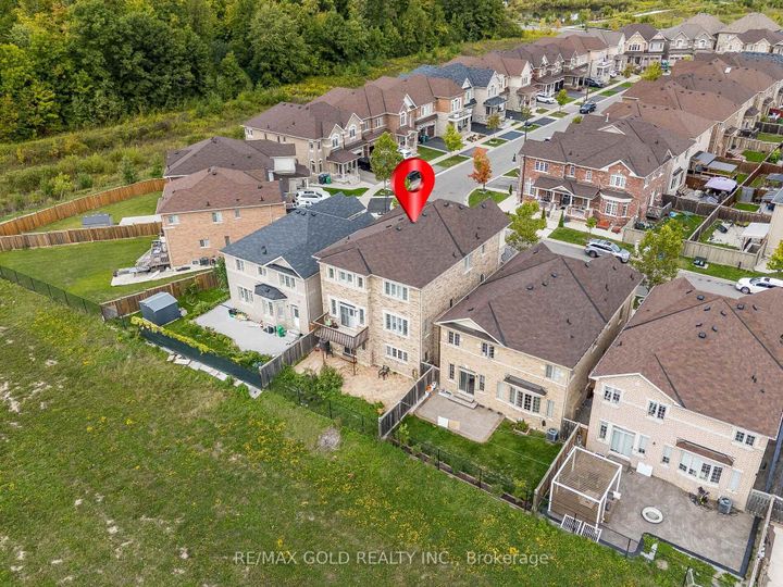 Photo 46 at 62 Masken Circle, Northwest Brampton, Brampton