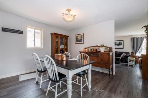 Photo 9 at 34 Butternut Drive, Holly, Barrie