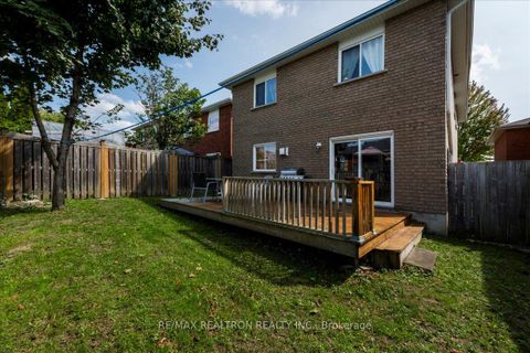 Photo 18 at 34 Butternut Drive, Holly, Barrie