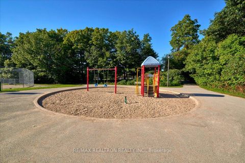 Photo 23 at 34 Butternut Drive, Holly, Barrie