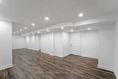 Photo 27 at 58 Old Oak Road, Kingsway South, Toronto