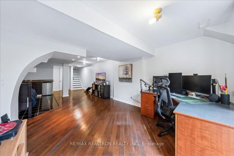 Photo 36 at 63 Carousel Crescent, Oak Ridges Lake Wilcox, Richmond Hill