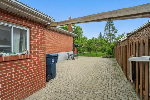 Photo 12 at 1491 Royal York Road, Humber Heights, Toronto