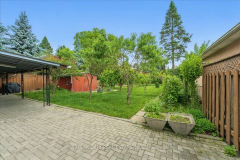 Photo 13 at 1491 Royal York Road, Humber Heights, Toronto