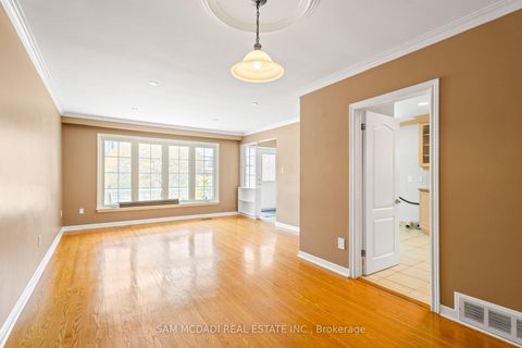 Photo 23 at 1491 Royal York Road, Humber Heights, Toronto Photo 23 at 1491 Royal York Road, Humber Heights, Toronto