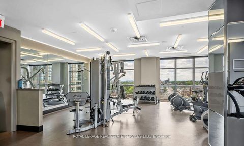 Photo 18 at 905 - 501 St Clair Avenue W, Casa Loma, Toronto