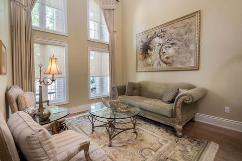 Photo 5 at 16 Saint Clare Boulevard, Vellore Village, Vaughan