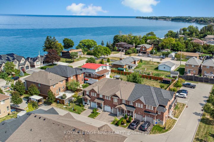 Photo 2 at 22 - 45 Seabreeze Crescent, Stoney Creek, Hamilton