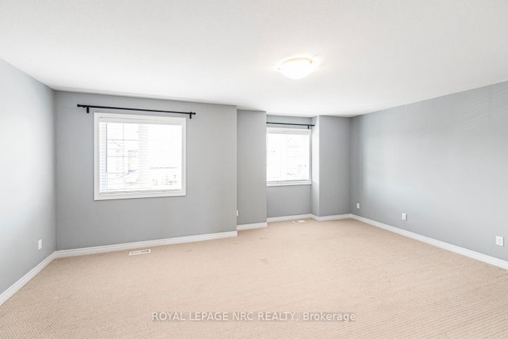 Photo 19 at 22 - 45 Seabreeze Crescent, Stoney Creek, Hamilton