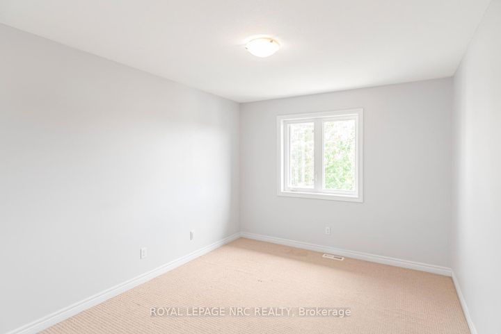 Photo 23 at 22 - 45 Seabreeze Crescent, Stoney Creek, Hamilton