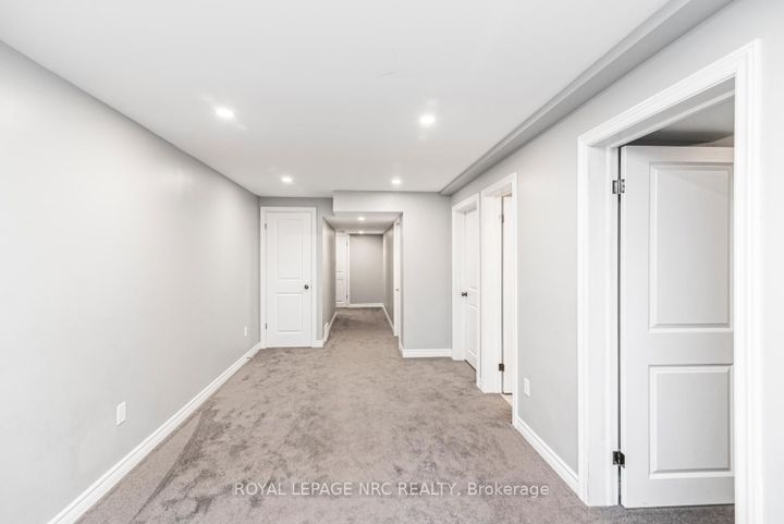 Photo 27 at 22 - 45 Seabreeze Crescent, Stoney Creek, Hamilton