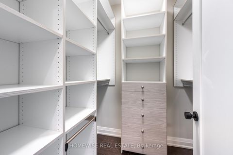 Photo 22 at 17 Earnscliffe Road, Oakwood Village, Toronto
