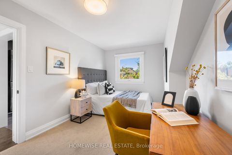 Photo 24 at 17 Earnscliffe Road, Oakwood Village, Toronto