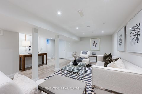 Photo 31 at 17 Earnscliffe Road, Oakwood Village, Toronto