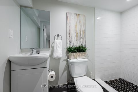 Photo 38 at 17 Earnscliffe Road, Oakwood Village, Toronto