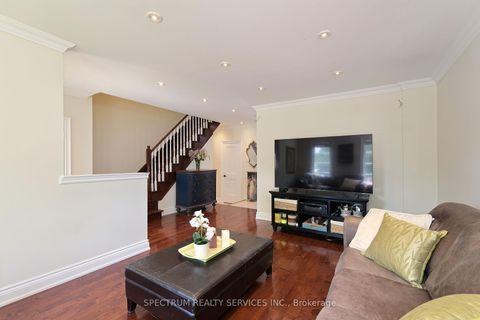 Photo 4 at 66 Decoroso Drive, Sonoma Heights, Vaughan