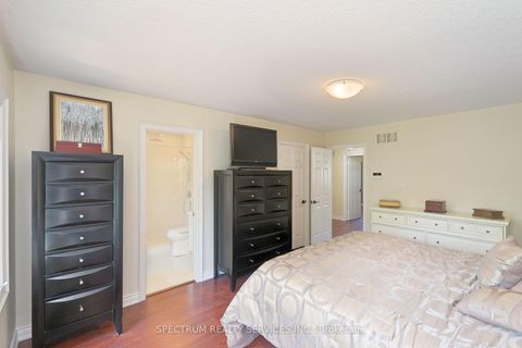 Photo 18 at 66 Decoroso Drive, Sonoma Heights, Vaughan