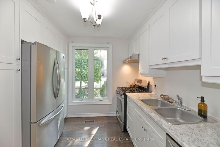 Photo 12 at 1104 Old Pye Court, Centennial, Oshawa