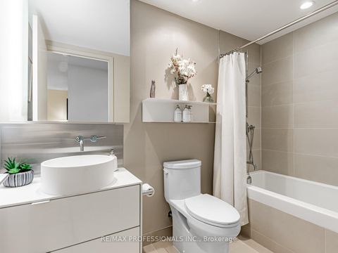 Photo 16 at 401 - 383 Sorauren Avenue, Roncesvalles, Toronto