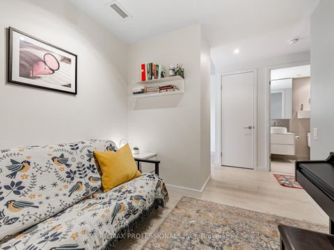 Photo 21 at 401 - 383 Sorauren Avenue, Roncesvalles, Toronto